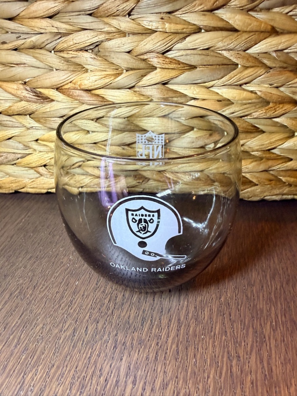 NFL Vintage Oakland Raiders bar glass